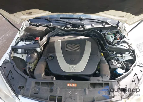 2010 Mercedes-Benz C 300 Sport 4Matic z USA, uszkodzony, nr VIN WDDGF8BB7AR105115